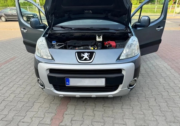 Peugeot Partner cena 26500 przebieg: 232000, rok produkcji 2011 z Warszawa małe 172